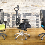 chaises de bureau modernes et lumineuses