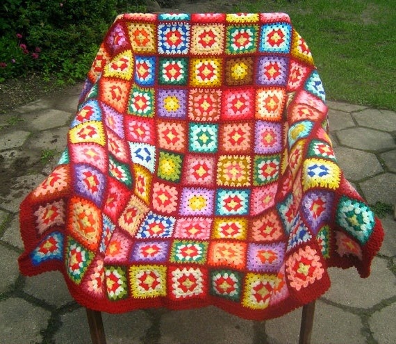 cape sur la chaise patchwork