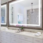 grand miroir de salle de bain