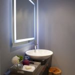 photo miroir de salle de bain