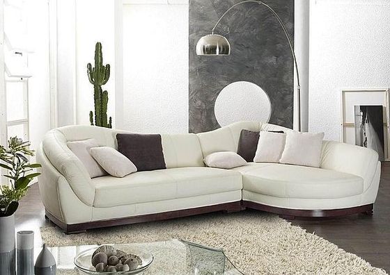 Model sofa