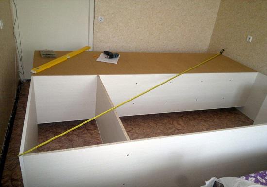 Assurez-vous de mesurer la diagonale d'un beau cabinet