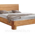 Grand lit simple en chêne