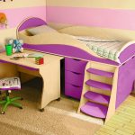 Lit mezzanine violet pour un enfant de plus de 3 ans