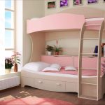 Chambre confortable et délicate avec lit mezzanine