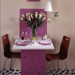 Table pliante violette