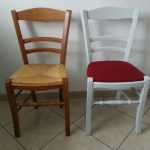 Chaise en bois blanc et rouge après restauration