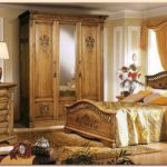 Chambre en bois naturel