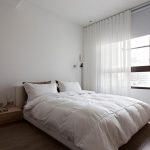Chambre en blanc dans un style minimalisme