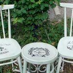 Chaises de découpage dans le style de Provence