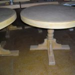 Tables rondes en bois faites maison