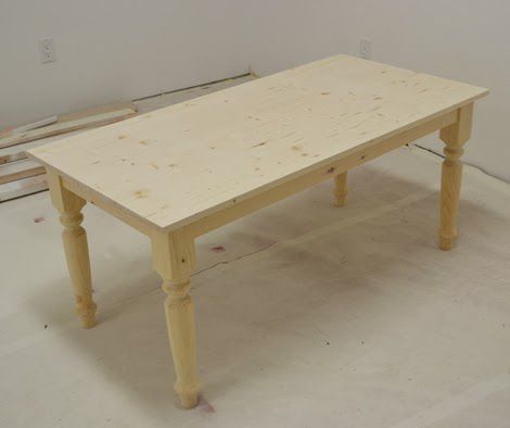 Table avec plateau fixe