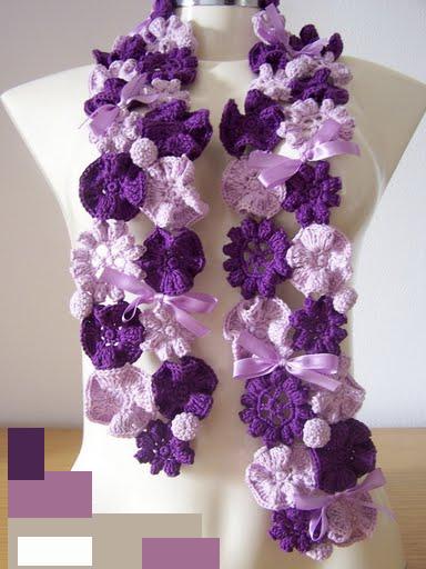 Foulard délicat fait de motifs floraux