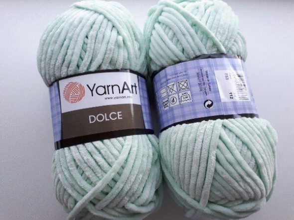 Dolce Plush Yarn Products