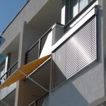 Options de protection pour les fenêtres d'un appartement en ville