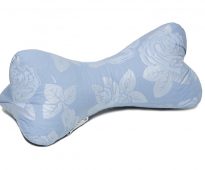 Pillow Stone - une des variétés d’oreillers avec une enveloppe de sarrasin