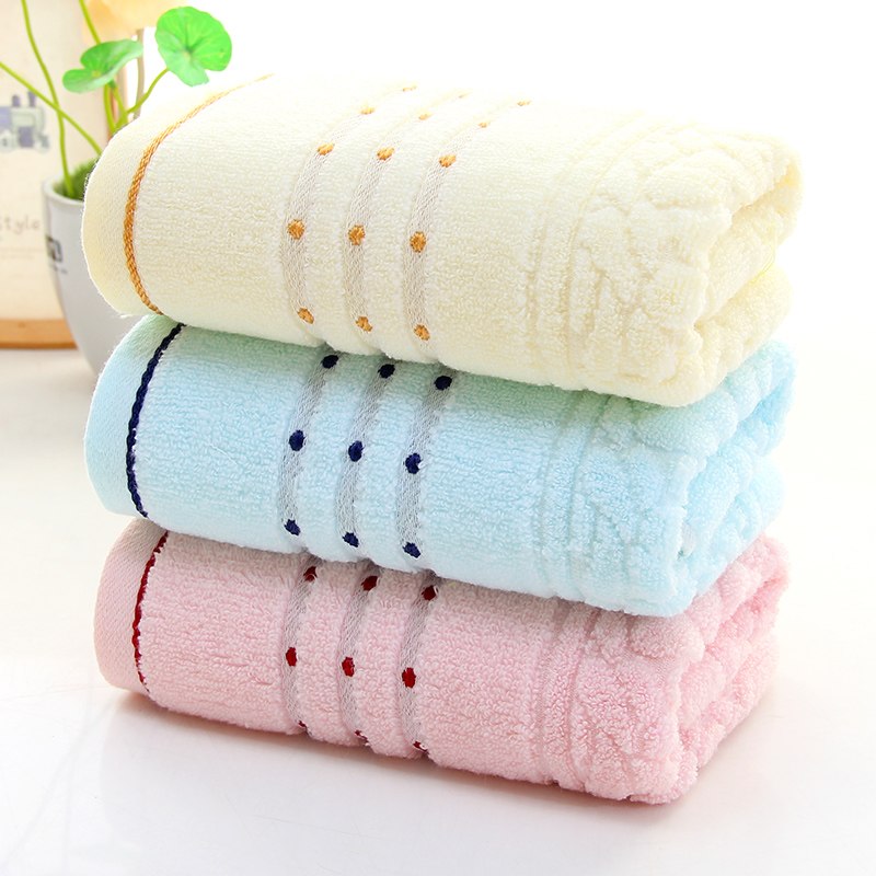 comment laver les serviettes éponges duveteuses avec leurs propres mains