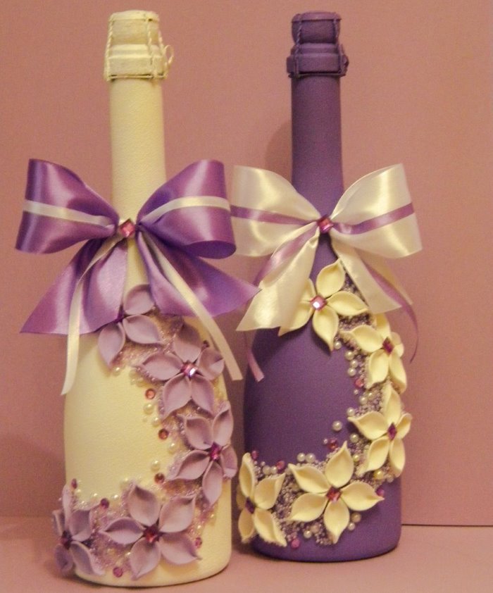 décoration de bouteilles de champagne pour un design photo de mariage