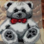 tapis de broderie ours